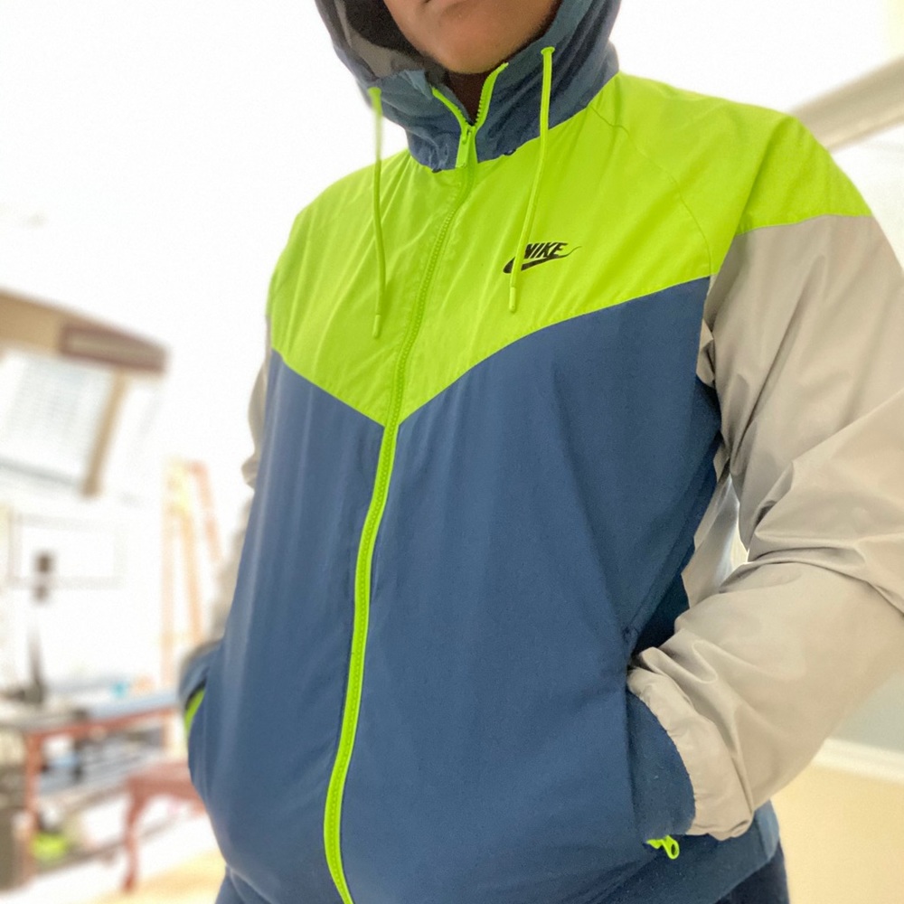 Nike Wind Breaker